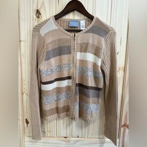 Classic first issue, Liz Claiborne sport ladies 
Knitted zip up cardigan size S